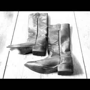 Men’s Vintage Frye brown cowboy style boots